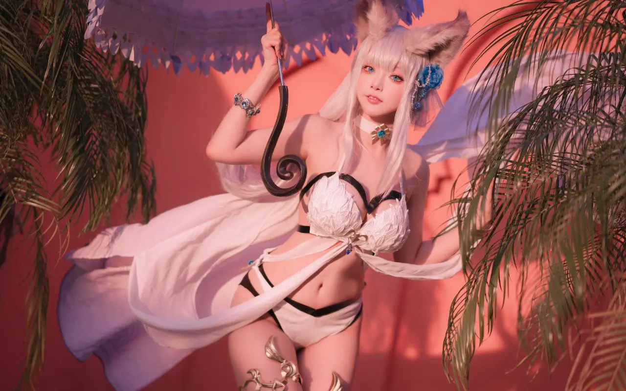 黑龙贯通 粉色舞台主题 写真 低机位构图 人物坐姿 前景延展