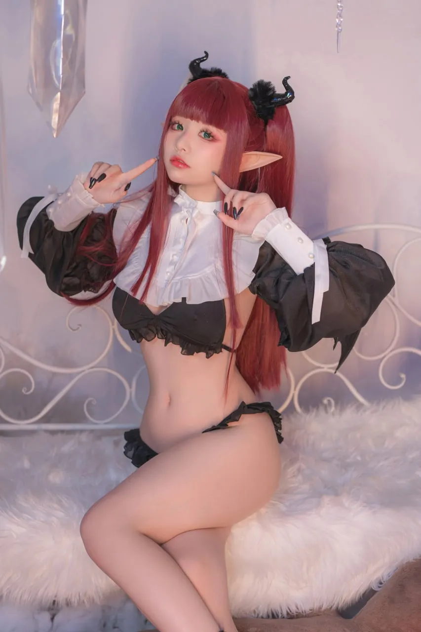爆机少女喵小吉 红发 黑翼造型 角色系cos写真