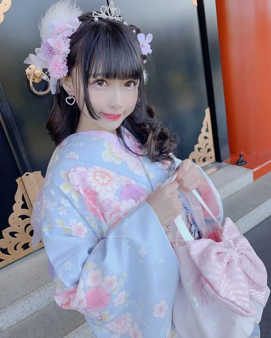 沖田凜花Rinka浅色和服写真预览