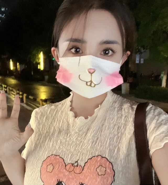 古阿扎修女COS图集预览