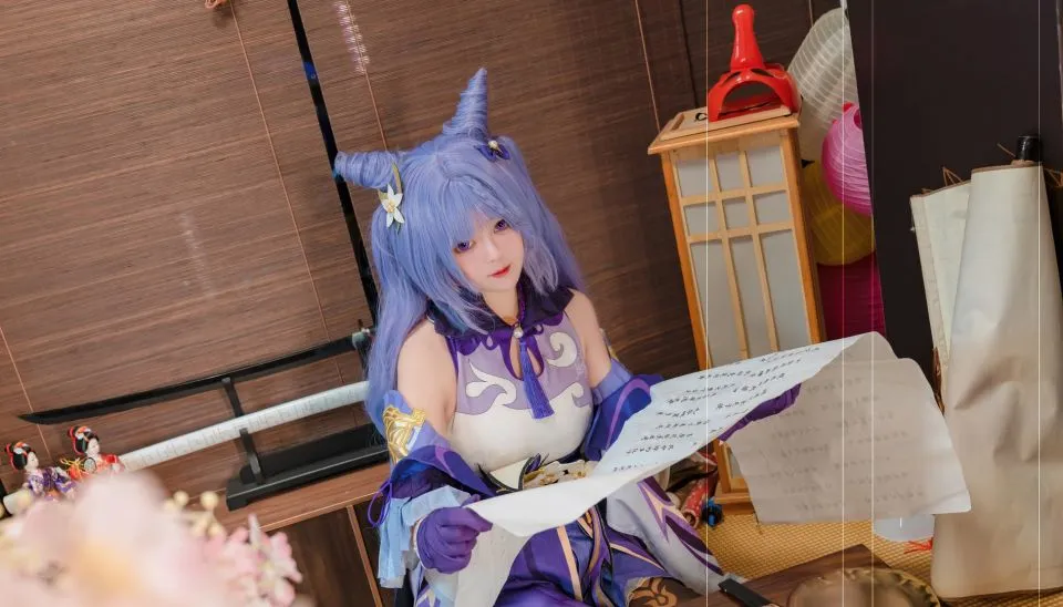 木之本澜的紫发兽耳角色装室内cos写真