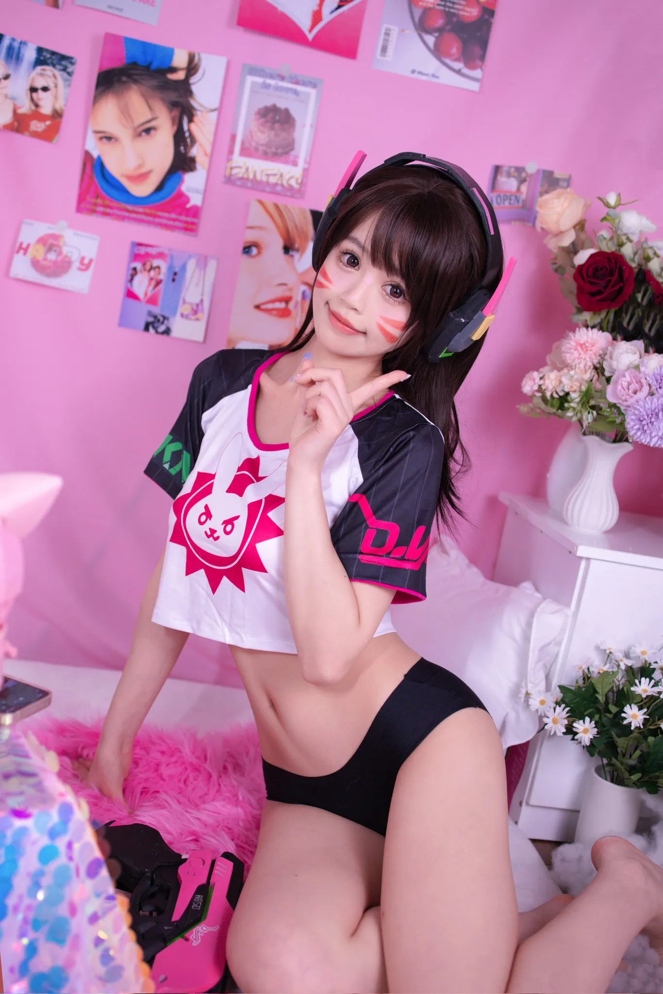 星黛鹿鹿粉色电竞上衣室内写真预览