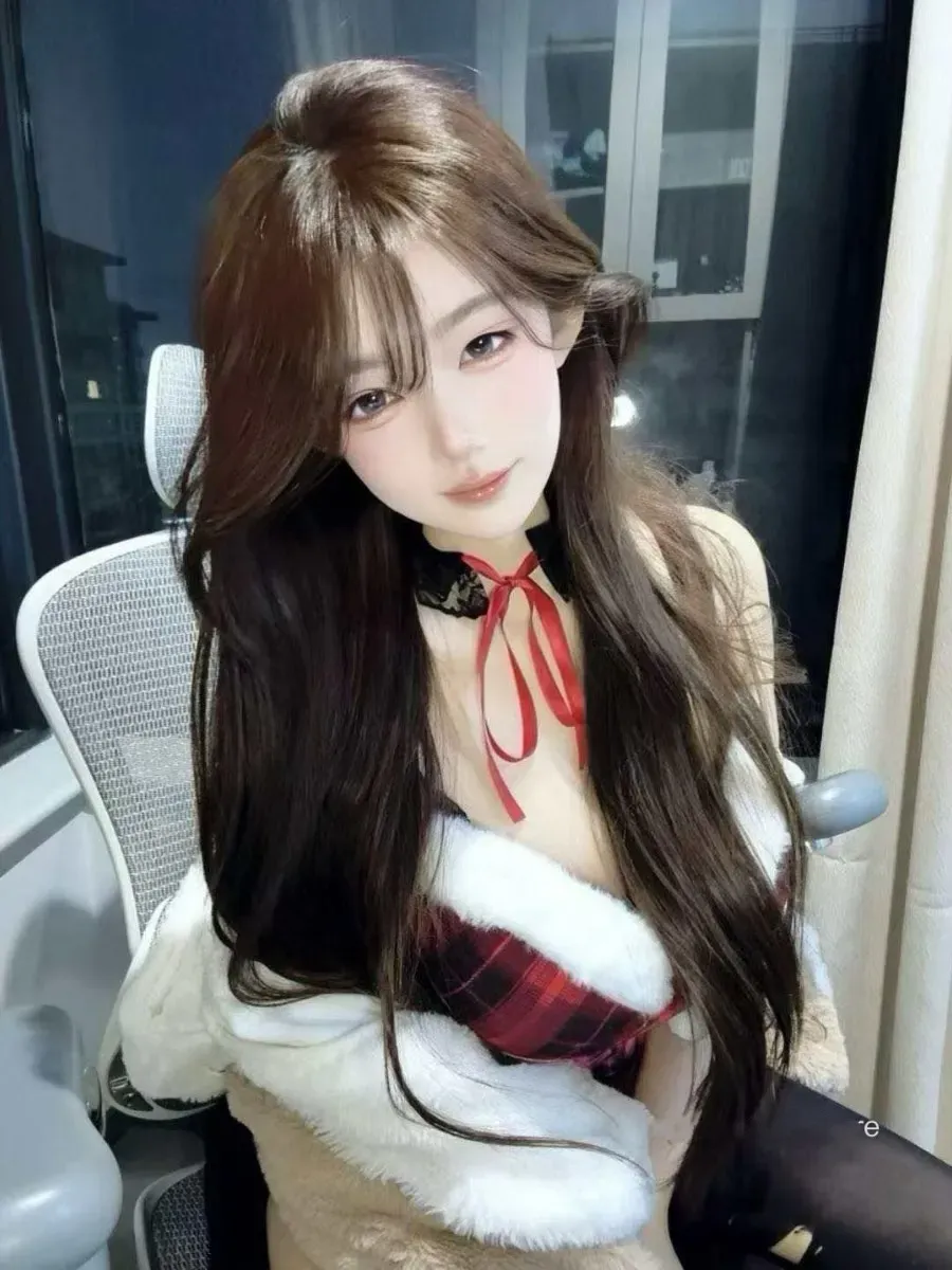 抖音露露吃饱了抖音创作者、写真图集导读：造型差异与作品入口整理