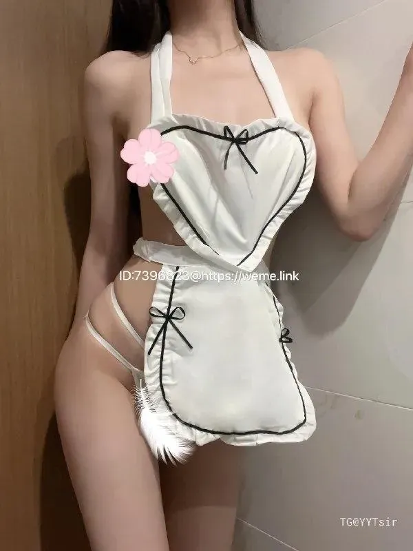 c婵婵呀白色服装室内造型写真