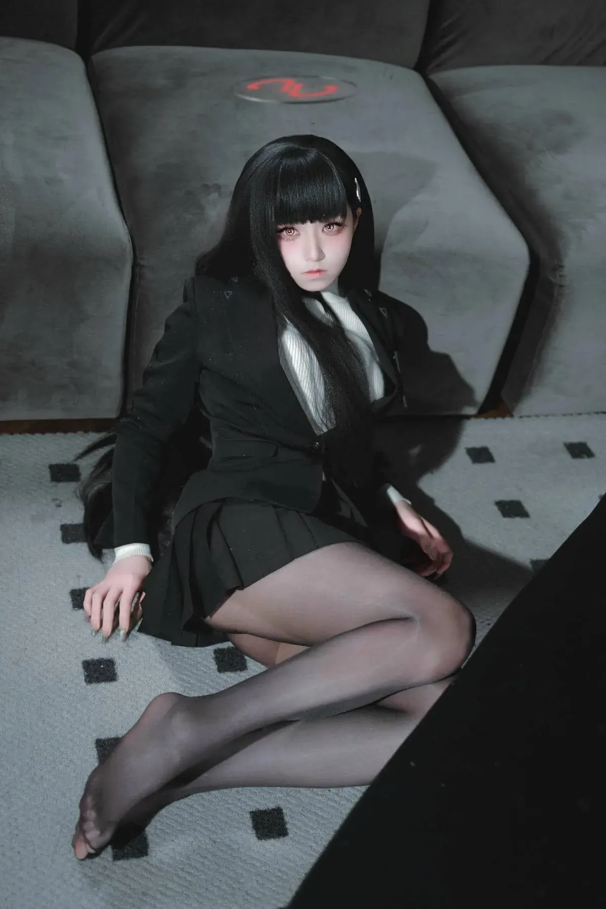 双木扶苏黑色制服长发角色写真